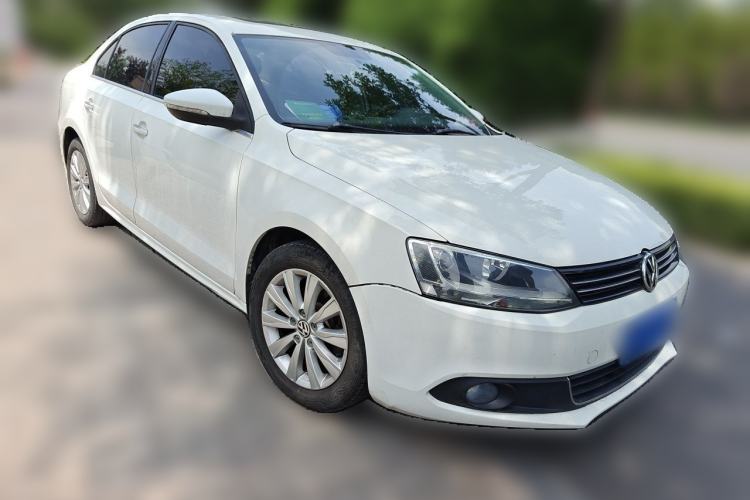 Used Volkswagen Sagitar 2014 1.6L Automatic Comfort Model Front Right 45 Deg