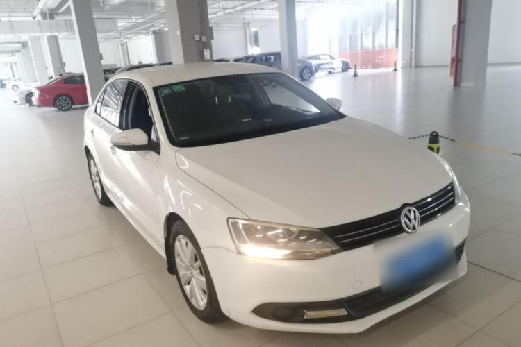 Used Volkswagen Sagitar 2014 Revised Version 1.4TSI Automatic Fashion Edition Front Right 45 Deg