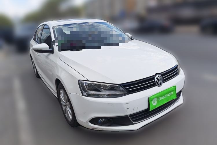 Used Volkswagen Sagitar 2014 Revised Version 1.6L Automatic Leading Edition Front Right 45 Deg