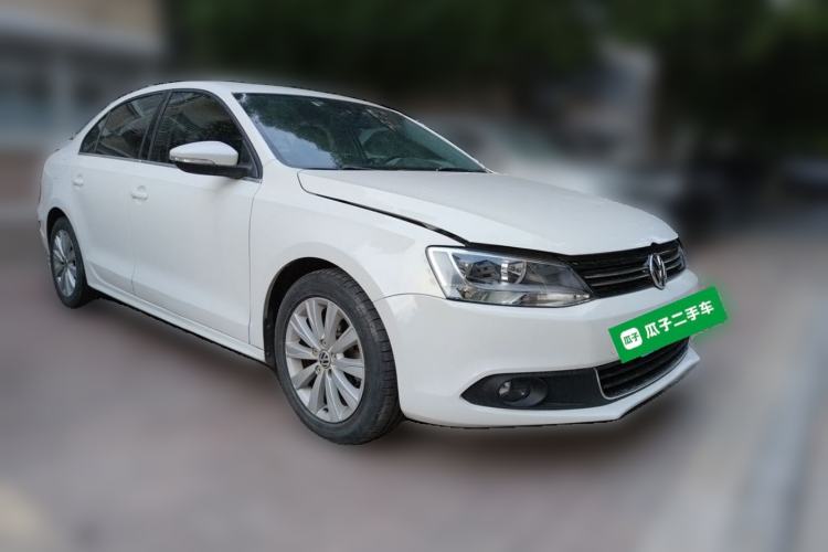 Used Volkswagen Sagitar 2014 Revised Version 1.6L Manual Comfort Edition Front Right 45 Deg