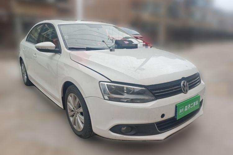 Used Volkswagen Sagitar 2014 Revised Version 1.6L Manual Comfort Edition Front Right 45 Deg