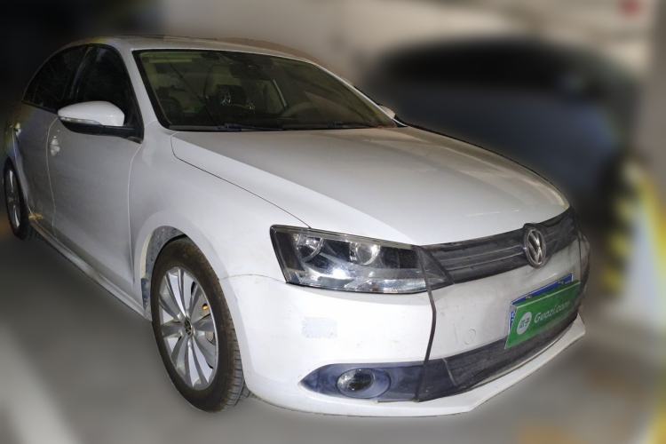 Used Volkswagen Sagitar 2014 1.6L Automatic Comfort Model Front Right 45 Deg