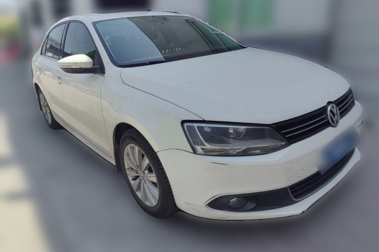 Used Volkswagen Sagitar 2014 1.6L Automatic Comfort Model Front Right 45 Deg