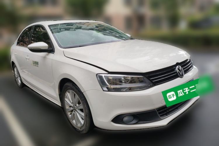 Used Volkswagen Sagitar 2014 1.6L Manual Comfort Model Front Right 45 Deg