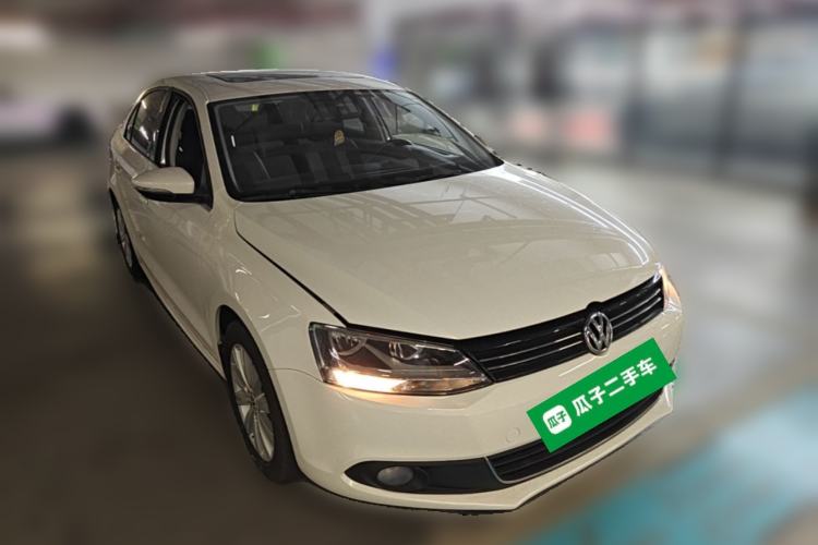 Used Volkswagen Sagitar 2014 Revised Version 1.6L Automatic Comfort Edition Front Right 45 Deg