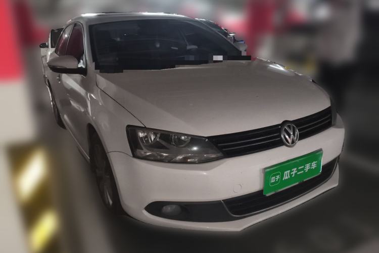 Used Volkswagen Sagitar 2014 1.6L Automatic Comfort Model Front Right 45 Deg
