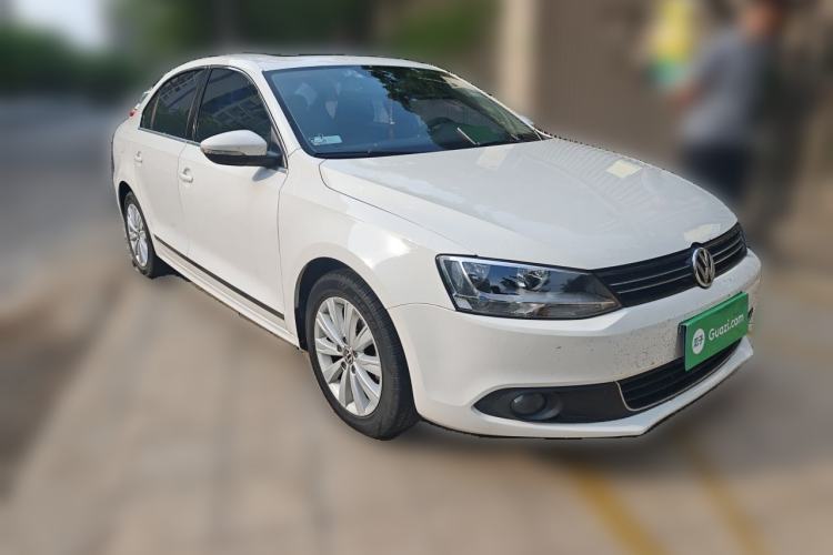 Used Volkswagen Sagitar 2014 Revised Version 1.6L Automatic Comfort Edition Front Right 45 Deg