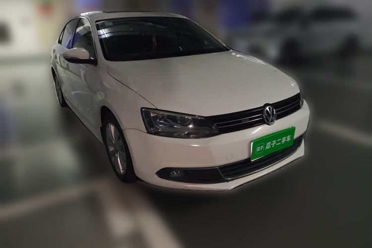 Used Volkswagen Sagitar 2014 Revised Version 1.6L Manual Comfort Edition Front Right 45 Deg
