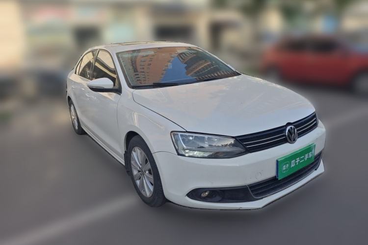 Used Volkswagen Sagitar 2014 Revised Version 1.6L Manual Comfort Edition Front Right 45 Deg