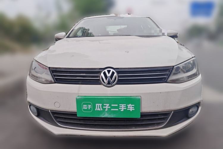 Used Volkswagen Sagitar 2014 1.6L Manual Comfort Model Front