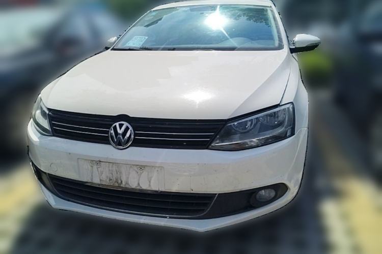 Used Volkswagen Sagitar 2014 Revised Version 1.6L Manual Comfort Edition Front