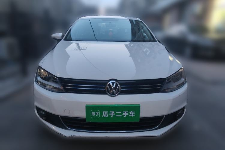Used Volkswagen Sagitar 2014 1.6L Automatic Comfort Model Front