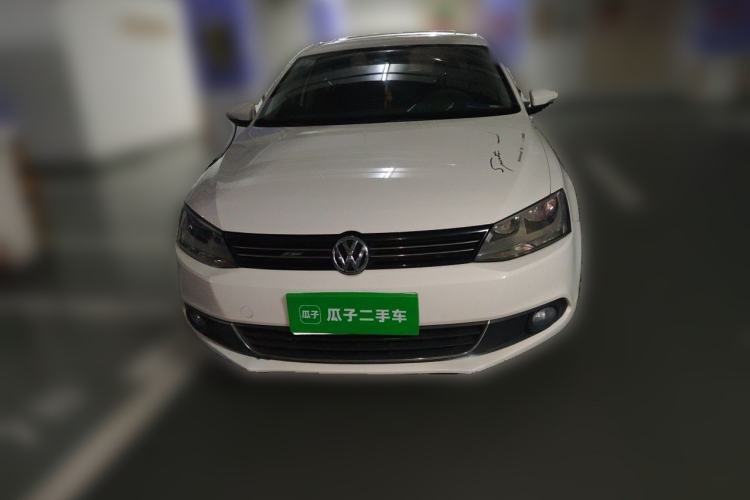 Used Volkswagen Sagitar 2014 Revised Version 1.6L Manual Comfort Edition Front