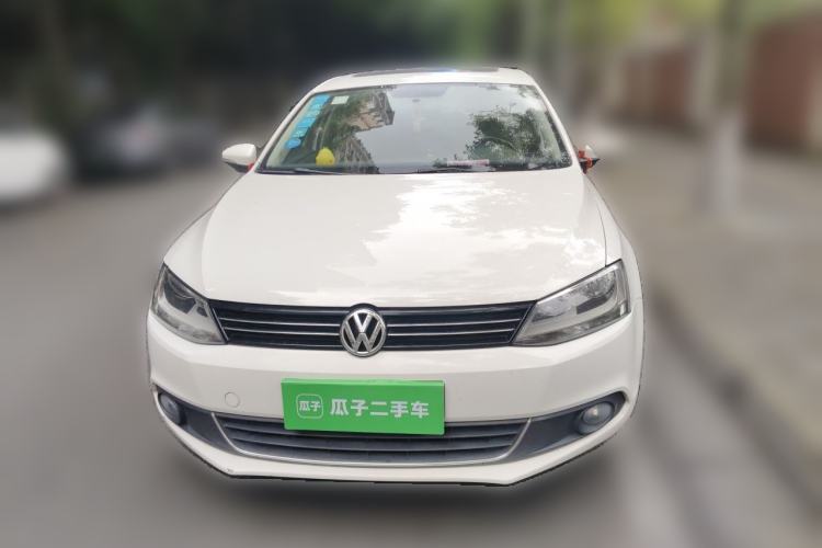 Used Volkswagen Sagitar 2014 1.6L Automatic Comfort Model Front
