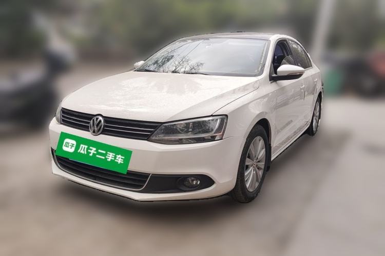 Used Volkswagen Sagitar 2014 1.6L Automatic Comfort Model Guazi used car, China used car export, Used car for sale, Used cars, Cheapest cars for sale