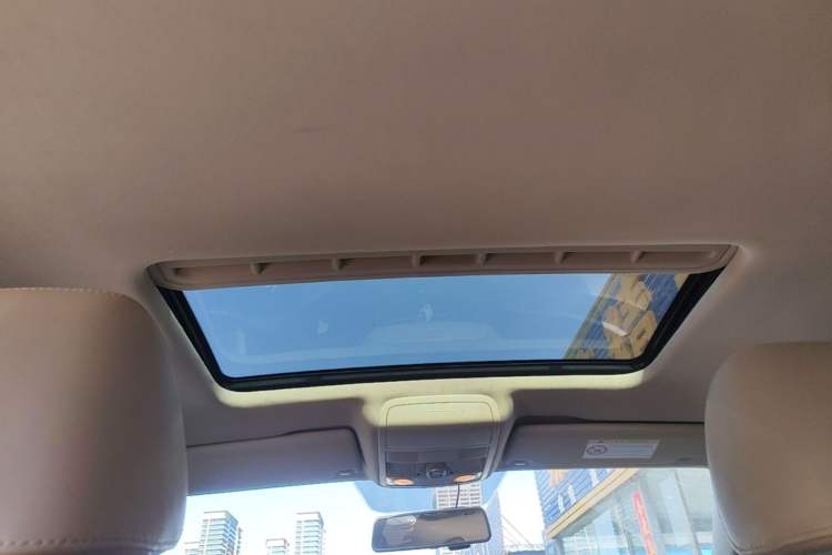 Used Volkswagen Sagitar 2014 Revised Version 1.6L Automatic Comfort Edition Headliner