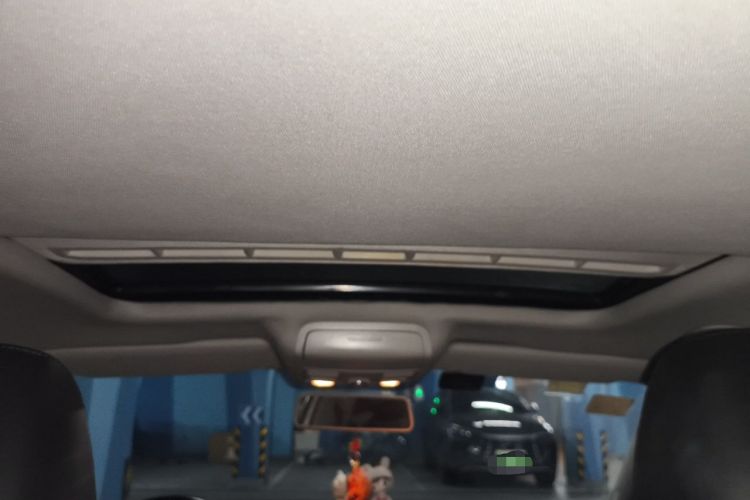 Used Volkswagen Sagitar 2014 Revised Version 1.6L Automatic Comfort Edition Headliner