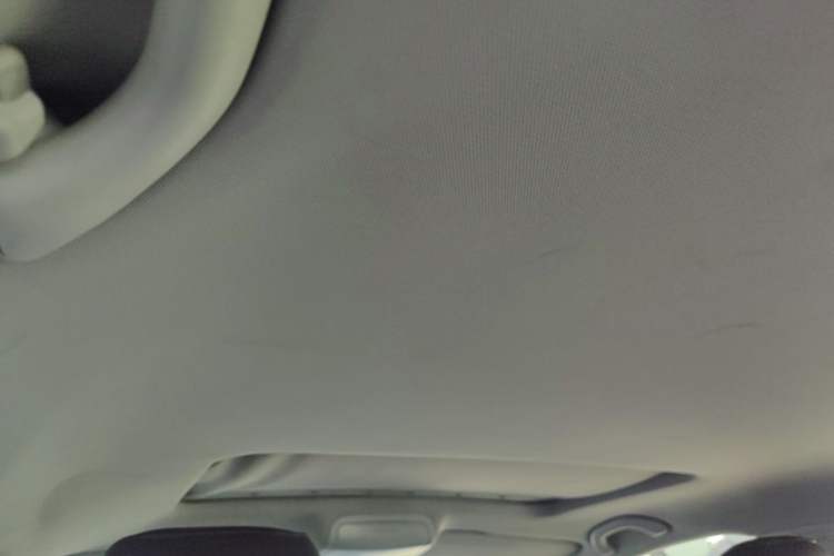 Used Volkswagen Sagitar 2014 1.6L Automatic Comfort Model Headliner