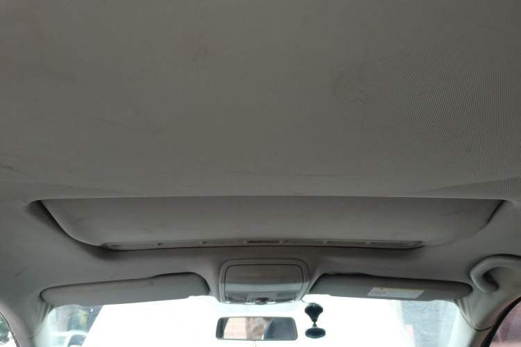 Used Volkswagen Sagitar 2014 Revised Version 1.6L Manual Comfort Edition Headliner