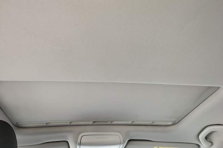 Used Volkswagen Sagitar 2014 1.4TSI Automatic Luxury Model Headliner