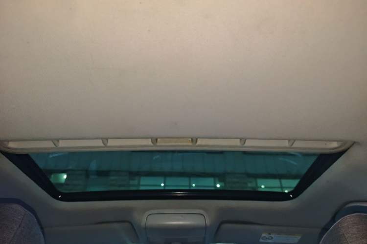 Used Volkswagen Sagitar 2014 Revised Version 1.6L Automatic Fashionable Style Headliner