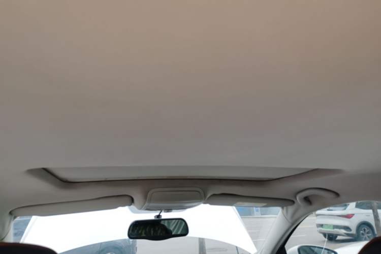 Used Volkswagen Sagitar 2014 Revised Version 1.6L Automatic Leading Edition Headliner