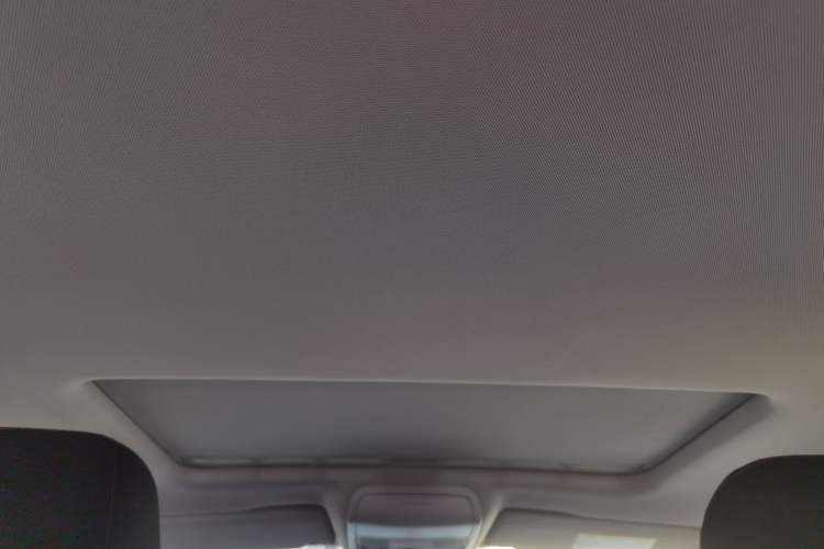 Used Volkswagen Sagitar 2014 Revised Version 1.6L Manual Leading Edition Headliner