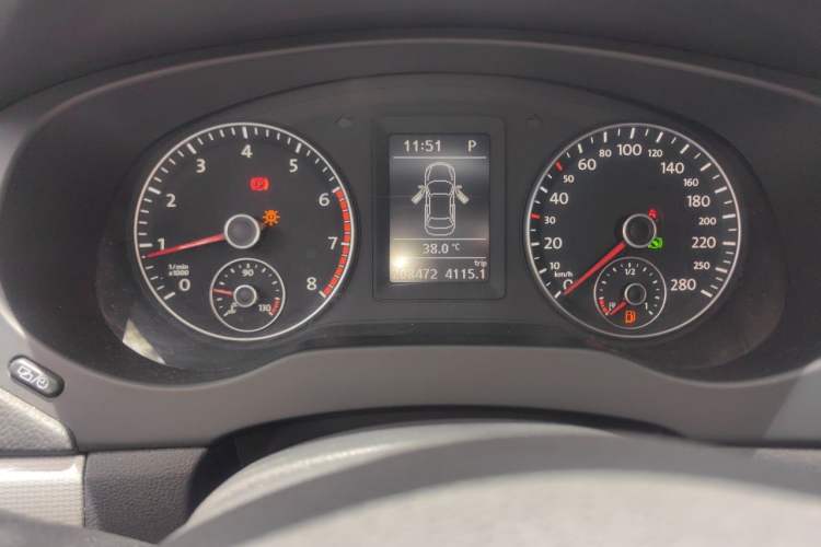 Used Volkswagen Sagitar 2014 Revised Version 1.4TSI Automatic Luxury Edition Instrument Cluster
