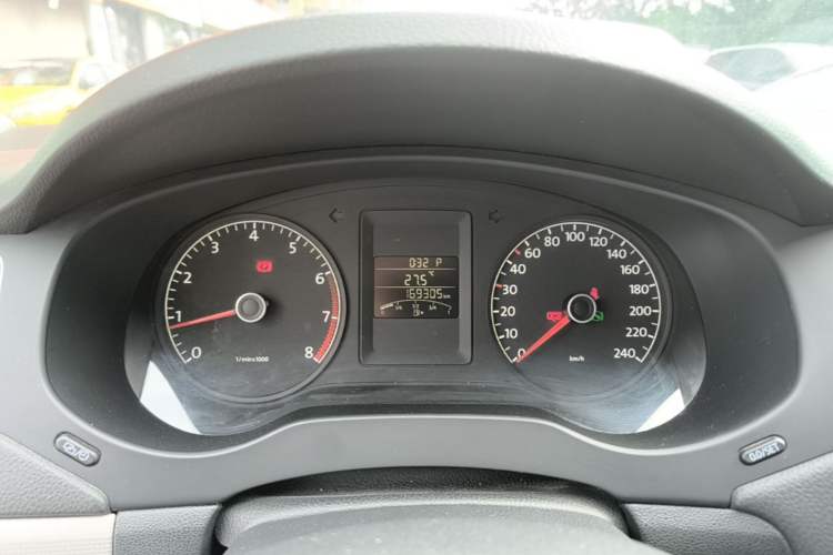 Used Volkswagen Sagitar 2014 Revised Version 1.6L Automatic Comfort Edition Instrument Cluster