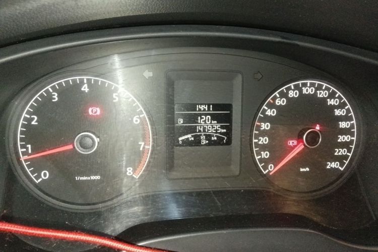 Used Volkswagen Sagitar 2014 Revised Version 1.6L Manual Comfort Edition Instrument Cluster