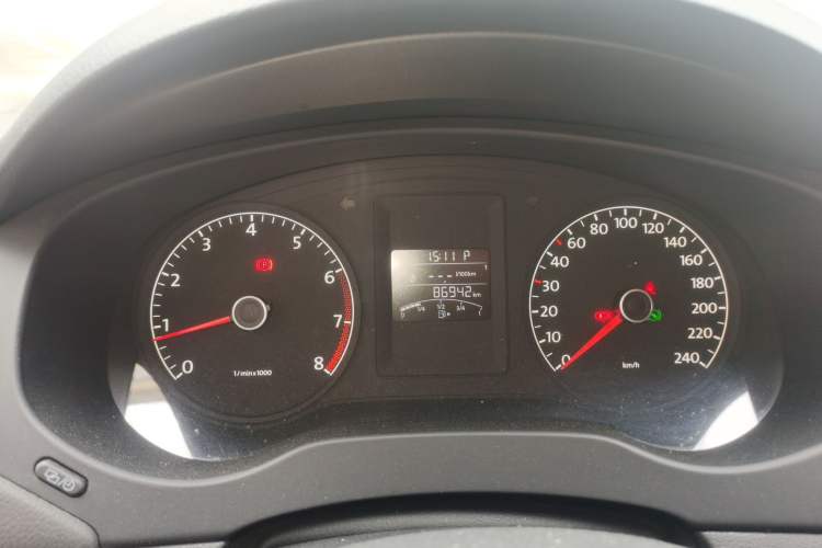 Used Volkswagen Sagitar 2014 1.6L Automatic Comfort Model Instrument Cluster