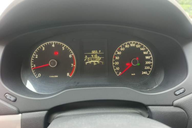 Used Volkswagen Sagitar 2014 Revised Version 1.6L Automatic Comfort Edition Instrument Cluster