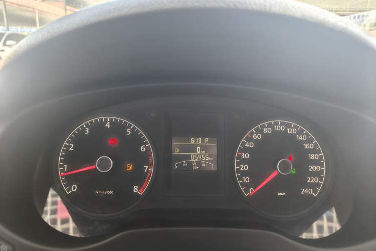 Used Volkswagen Sagitar 2014 Revised Version 1.6L Automatic Leading Edition Instrument Cluster