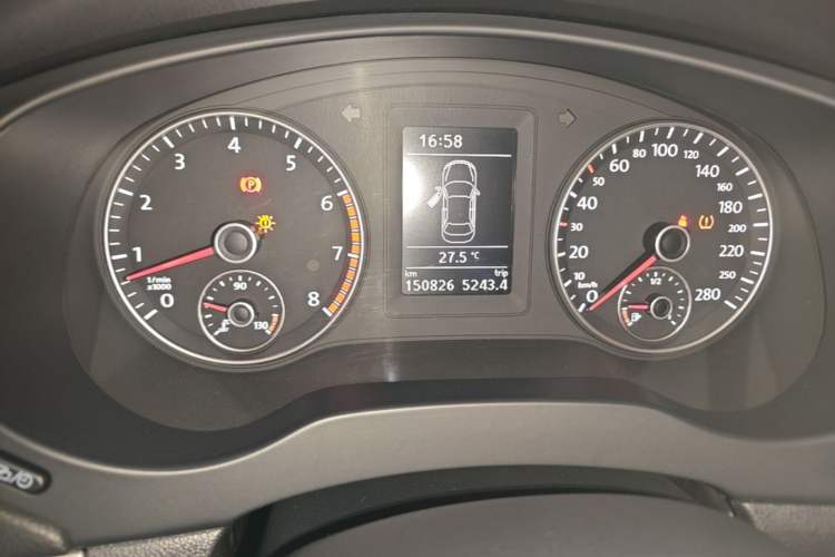 Used Volkswagen Sagitar 2014 Revised Version 1.4TSI Manual Luxury Edition Instrument Cluster