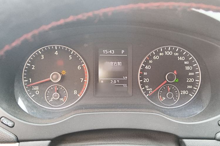 Used Volkswagen Sagitar 2014 1.4TSI Automatic Luxury Model Instrument Cluster
