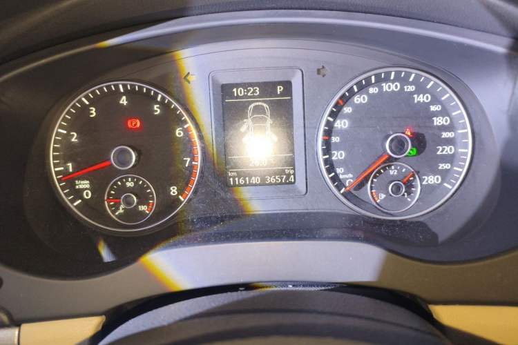 Used Volkswagen Sagitar 2014 Revised Version 1.4TSI Automatic Luxury Edition Instrument Cluster