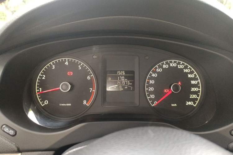 Used Volkswagen Sagitar 2014 Revised Version 1.6L Manual Comfort Edition Instrument Cluster