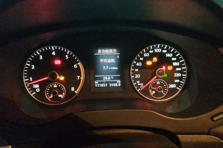 Used Volkswagen Sagitar 2014 Revised Version 1.4TSI Automatic Luxury Edition Instrument Cluster