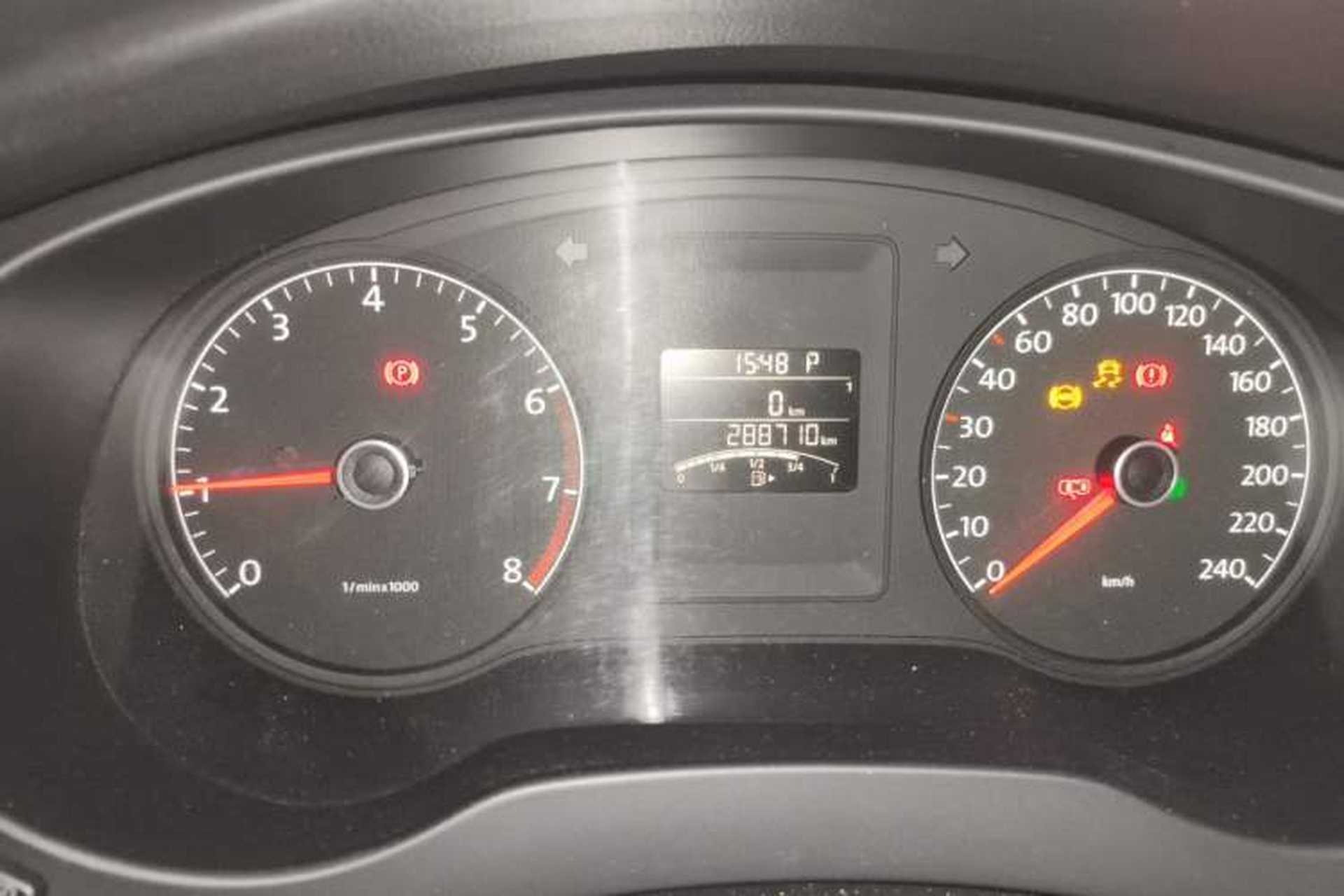 Used Volkswagen Sagitar 2014 1.6L Automatic Comfort Model Instrument Cluster