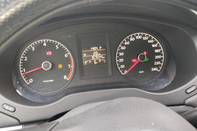 Used Volkswagen Sagitar 2014 Revised Version 1.6L Automatic Leading Edition Instrument Cluster