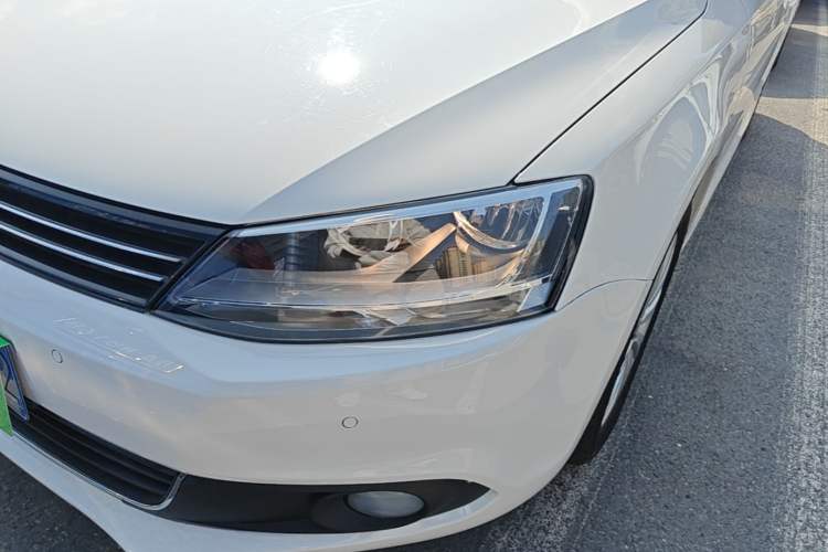 Used Volkswagen Sagitar 2014 Revised Version 1.4TSI Automatic Luxury Edition Left Front Headlight