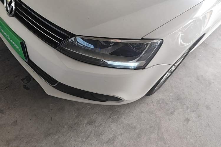 Used Volkswagen Sagitar 2014 Revised Version 1.6L Automatic Comfort Edition Left Front Headlight