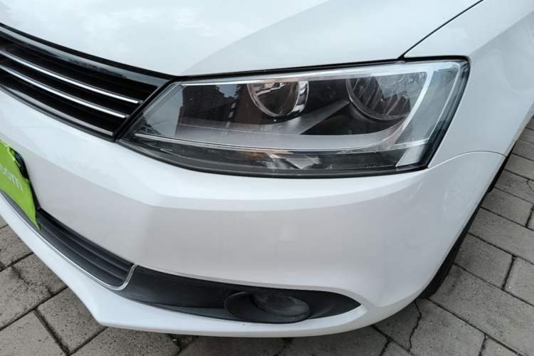 Used Volkswagen Sagitar 2014 Revised Version 1.6L Automatic Comfort Edition Left Front Headlight