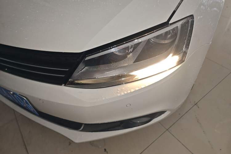 Used Volkswagen Sagitar 2014 Revised Version 1.4TSI Manual Luxury Edition Left Front Headlight