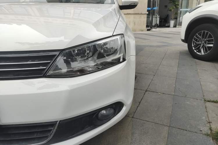 Used Volkswagen Sagitar 2014 Revised Version 1.6L Automatic Leading Edition Left Front Headlight