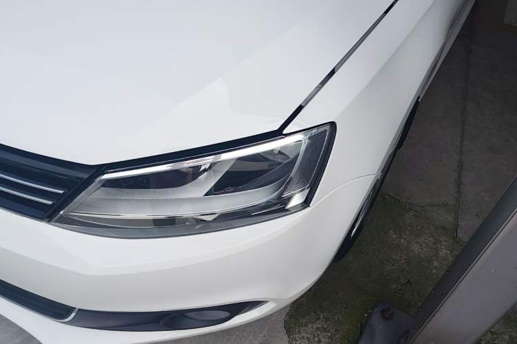 Used Volkswagen Sagitar 2014 Revised Version 1.6L Automatic Comfort Edition Left Front Headlight
