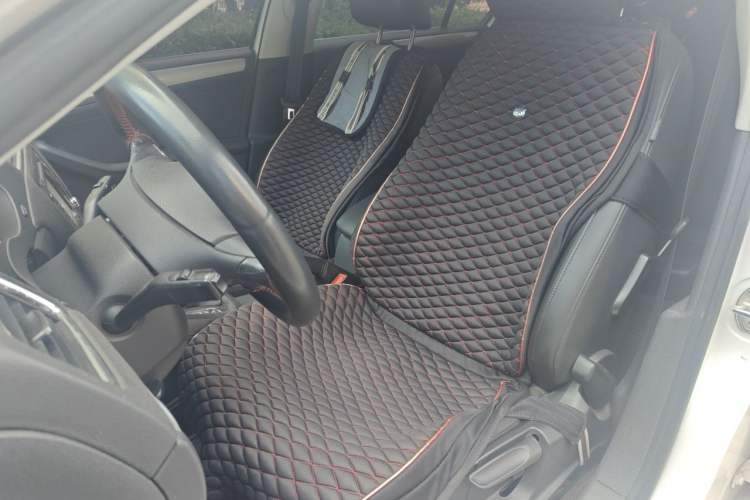Used Volkswagen Sagitar 2014 Revised Version 1.4TSI Automatic Luxury Edition Left Front Seat