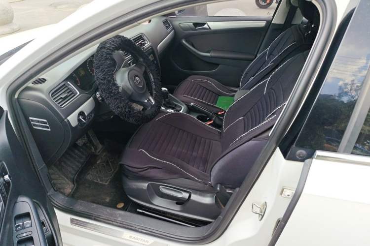 Used Volkswagen Sagitar 2014 Revised Version 1.6L Automatic Leading Edition Left Front Seat