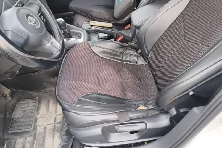 Used Volkswagen Sagitar 2014 Revised Version 1.6L Automatic Comfort Edition Left Front Seat
