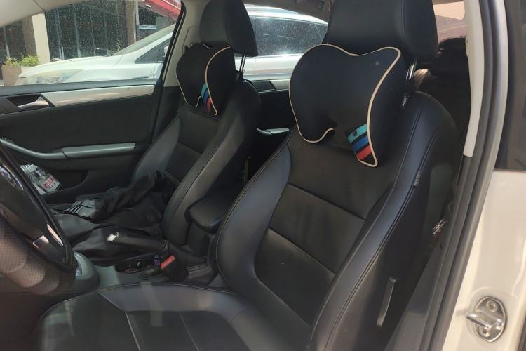 Used Volkswagen Sagitar 2014 Revised Version 1.4TSI Automatic Luxury Edition Left Front Seat